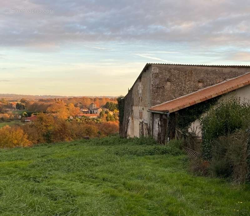 Maison à TAPONNAT-FLEURIGNAC