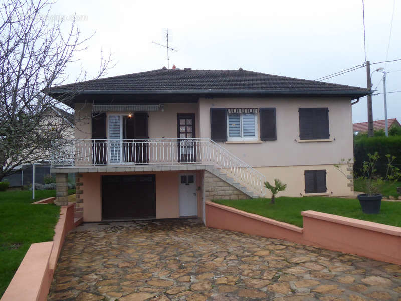 Maison à GUEUGNON