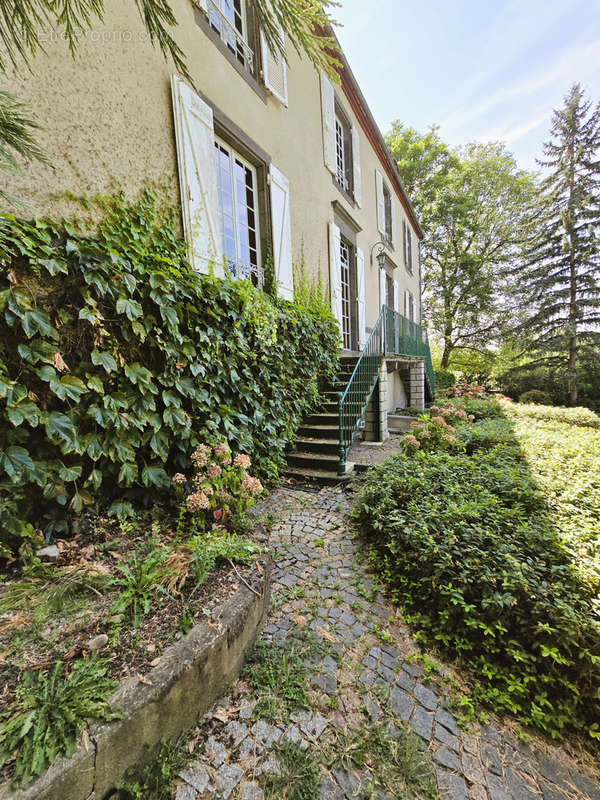 Maison à LEZOUX