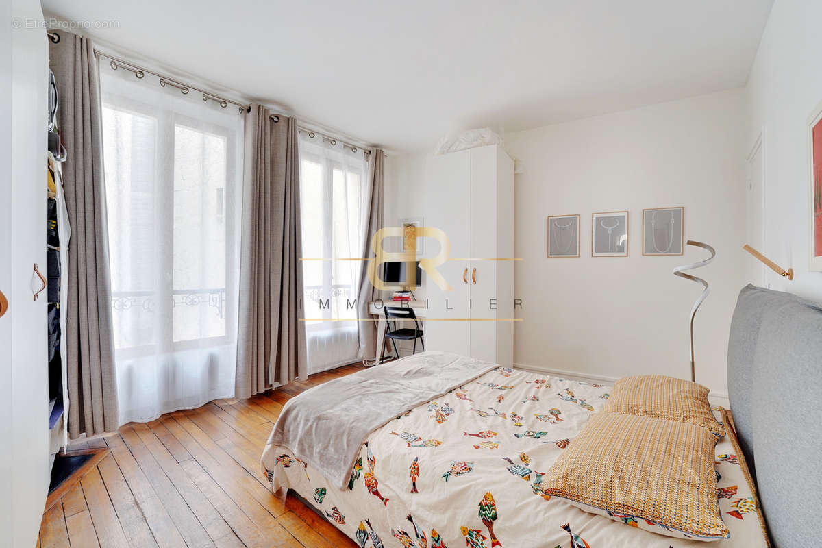 Appartement à PARIS-11E