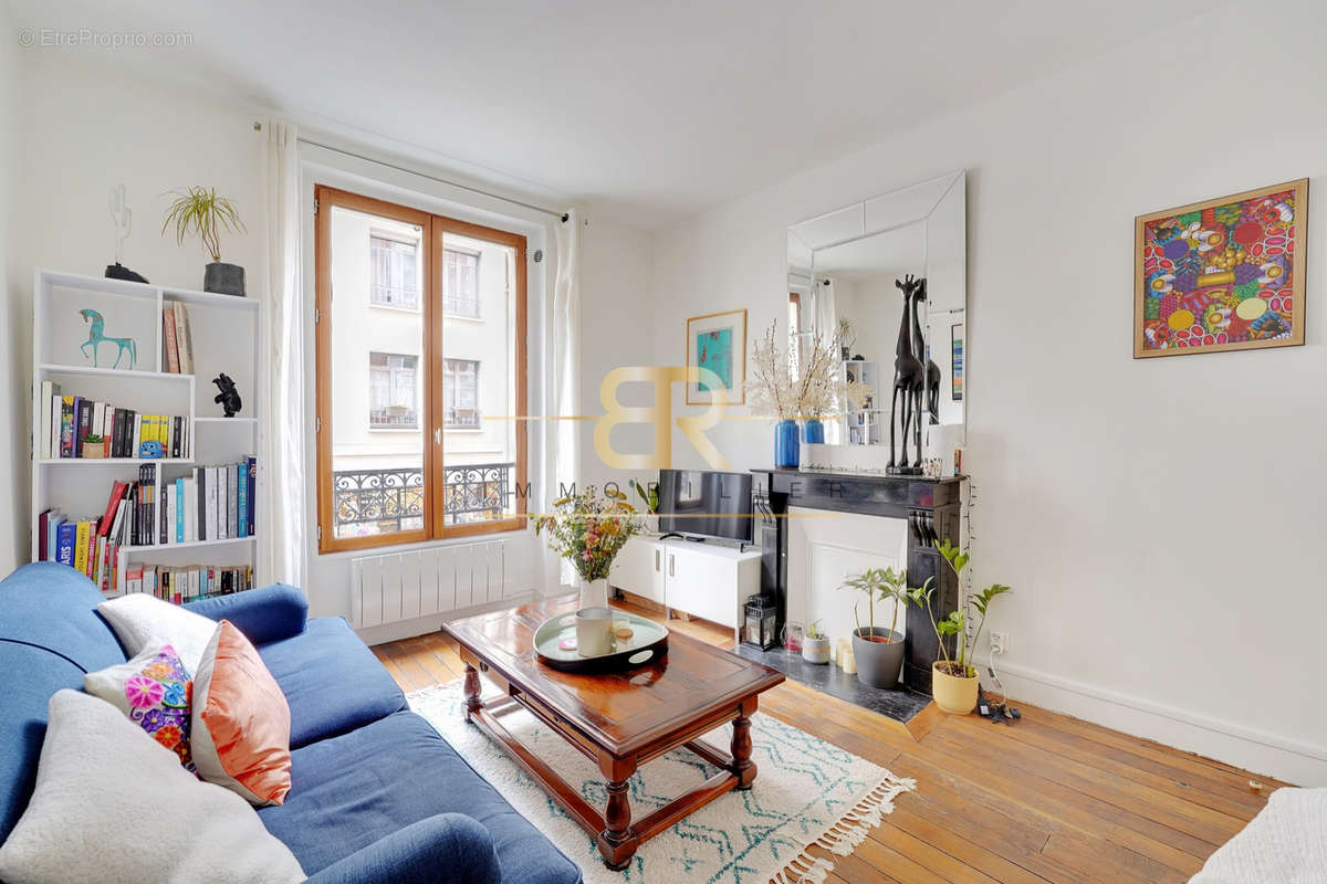 Appartement à PARIS-11E