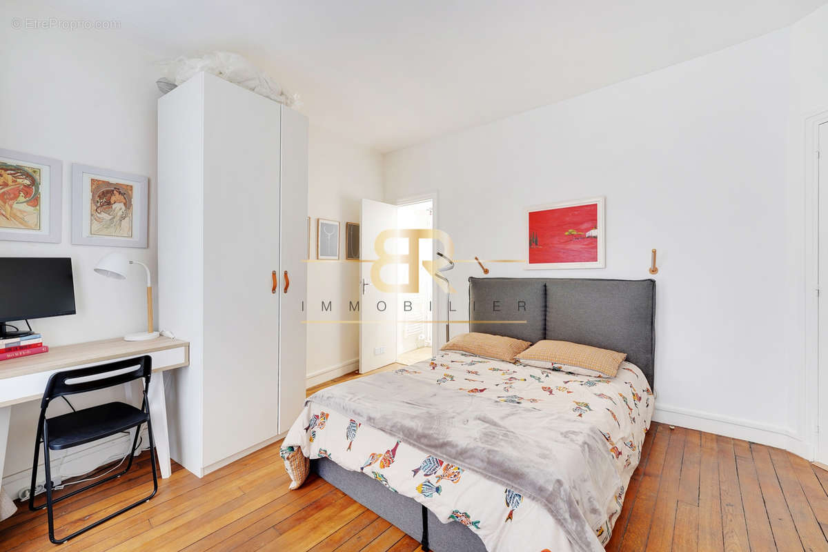 Appartement à PARIS-11E