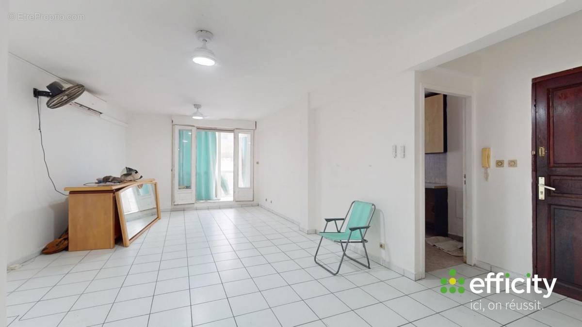 Appartement à SAINT-DENIS