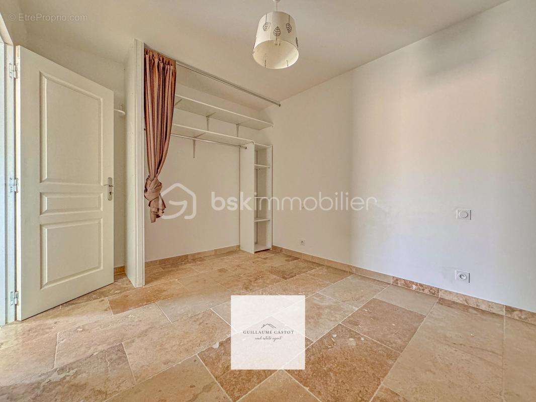 Appartement à CHATEAURENARD