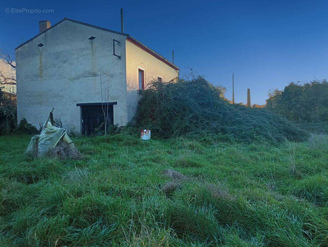 Maison à LESCURE-D&#039;ALBIGEOIS