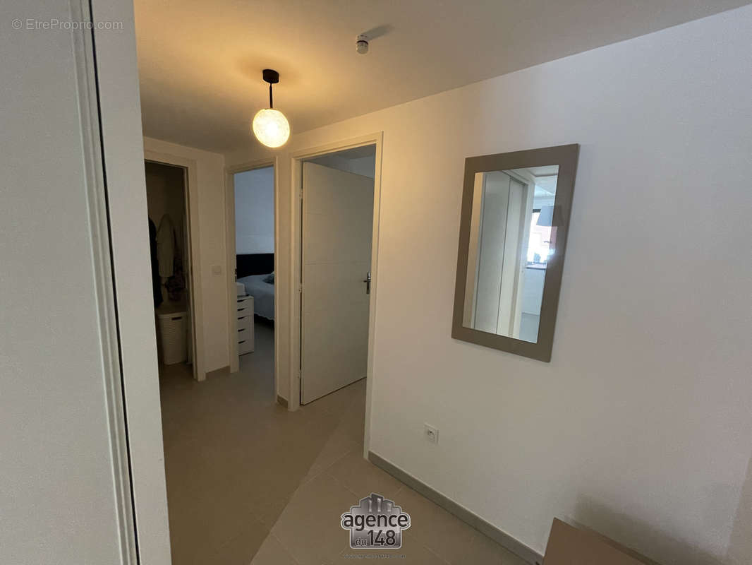 Appartement à MARSEILLE-2E