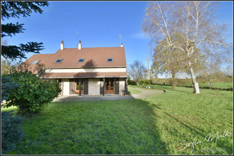 Maison à SAINT-SATURNIN