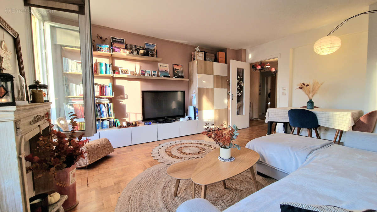 Appartement à RUEIL-MALMAISON