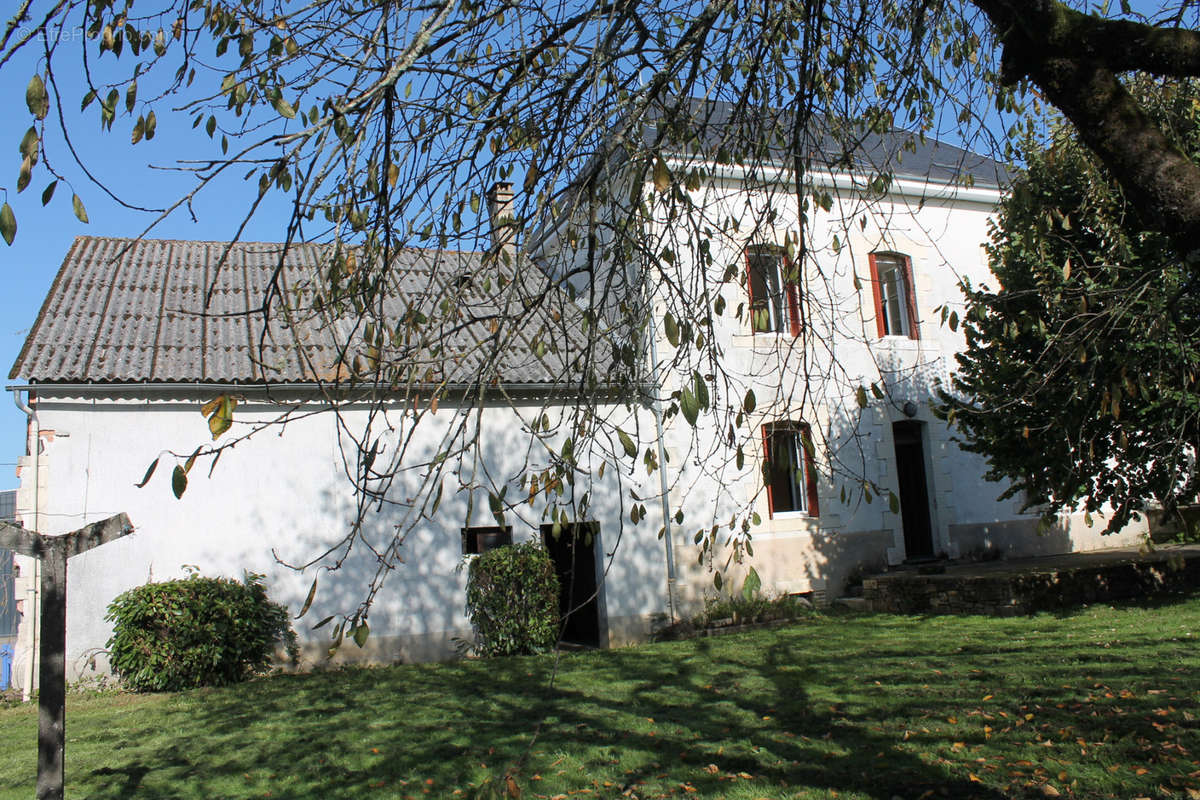 Maison à CHALEIX