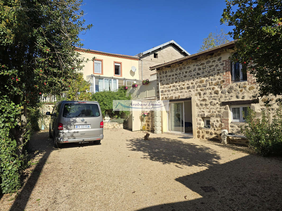 Maison à SAINTE-FLORINE