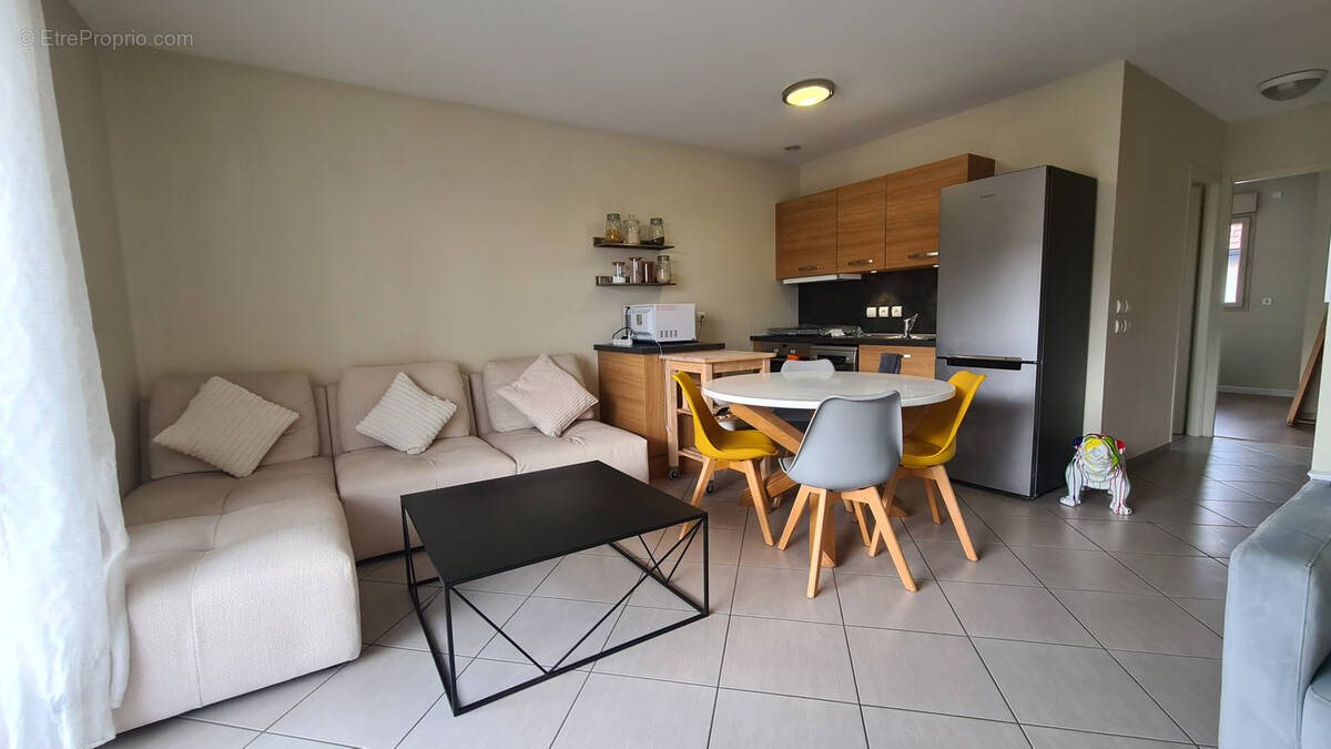 Appartement à GROISY