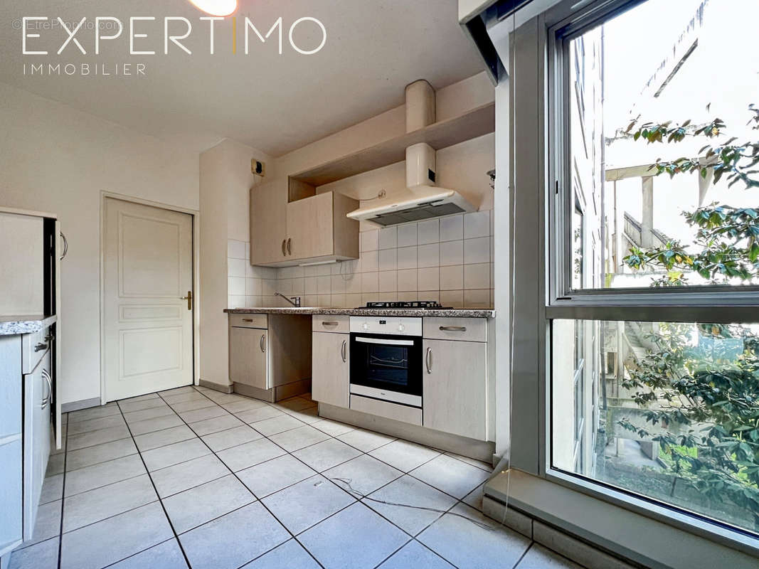 Appartement à LYON-4E