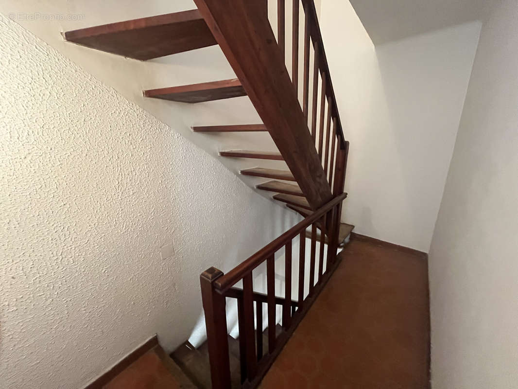 Appartement à AUPS