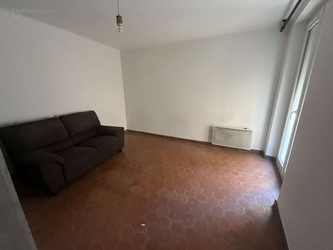 Appartement à AUPS