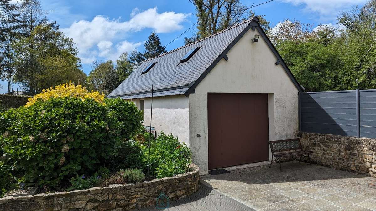 Maison à LANGUIDIC