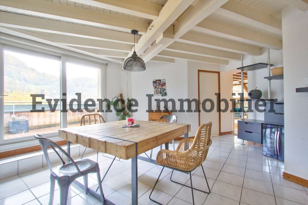 Appartement à ALBERTVILLE