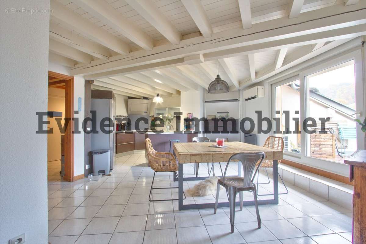 Appartement à ALBERTVILLE