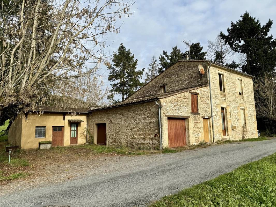 Maison à PORT-SAINTE-FOY-ET-PONCHAPT