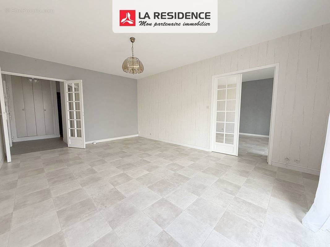 Appartement à VELIZY-VILLACOUBLAY