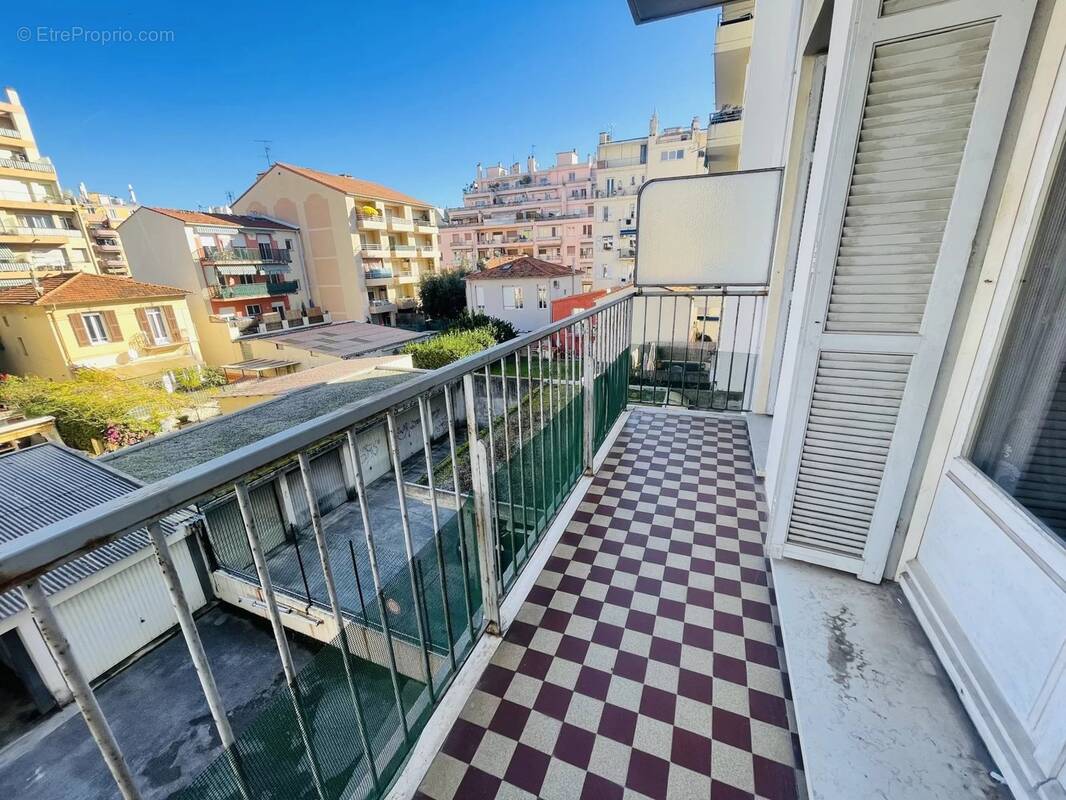 Appartement à NICE