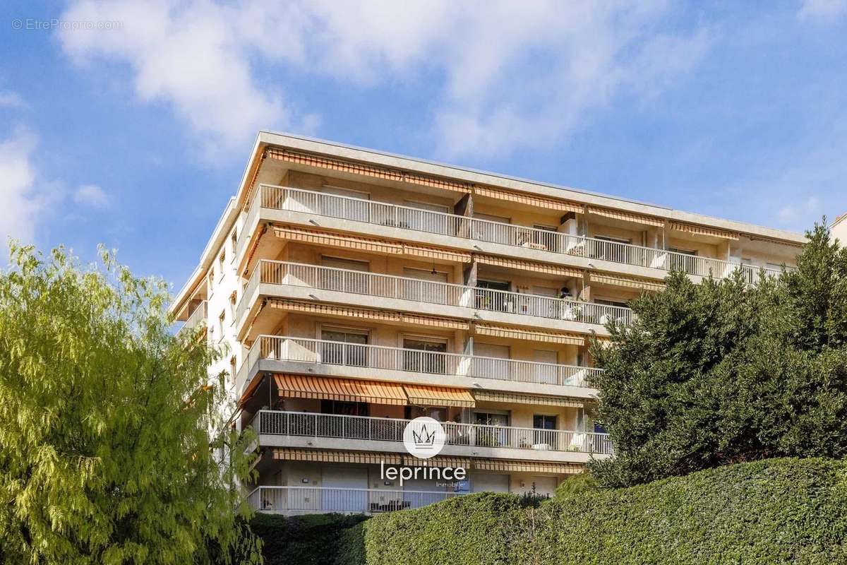 Appartement à BEAULIEU-SUR-MER