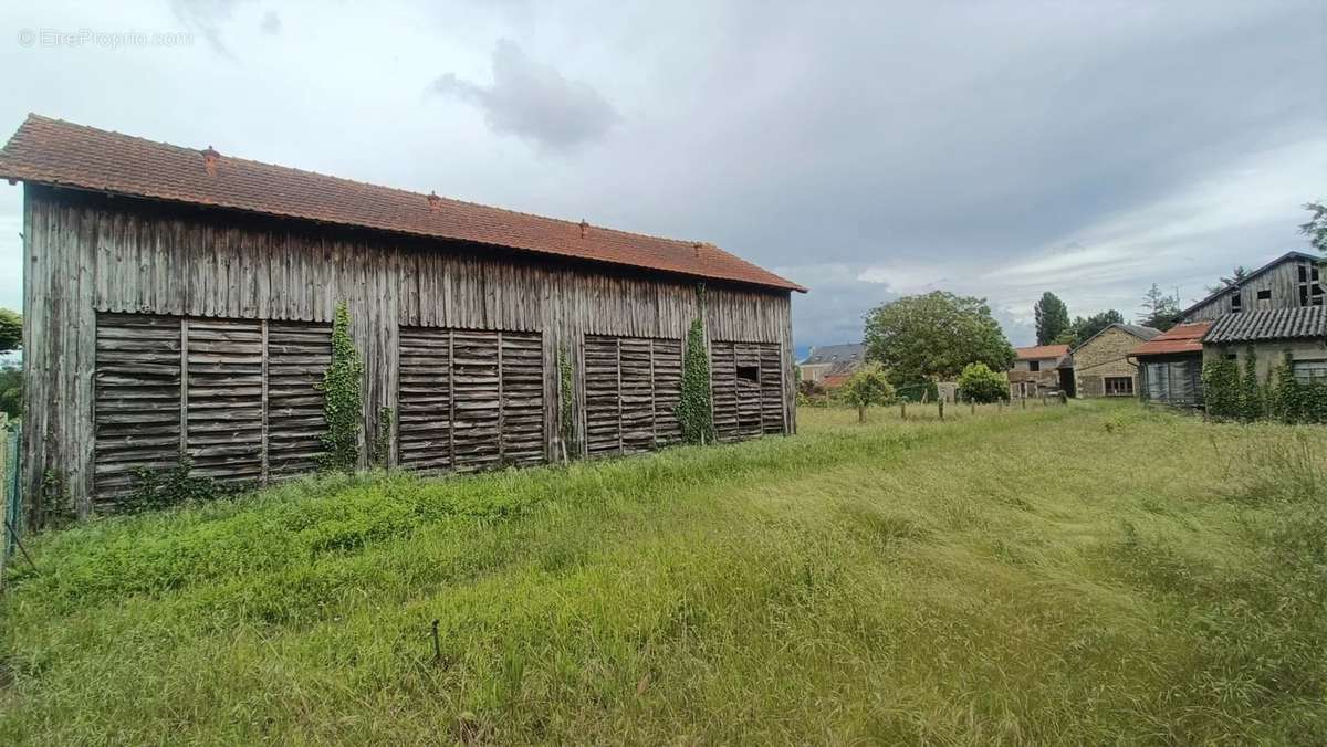 Maison à VERRUE