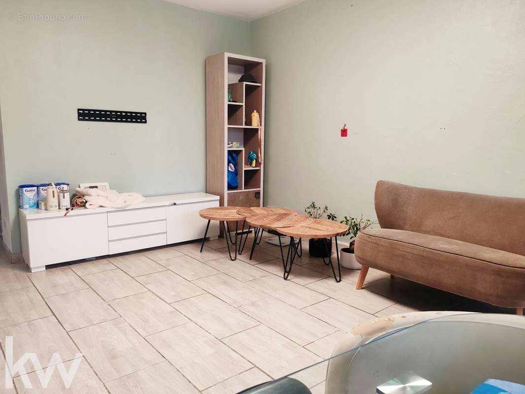 Appartement à SAINT-GENIS-LAVAL