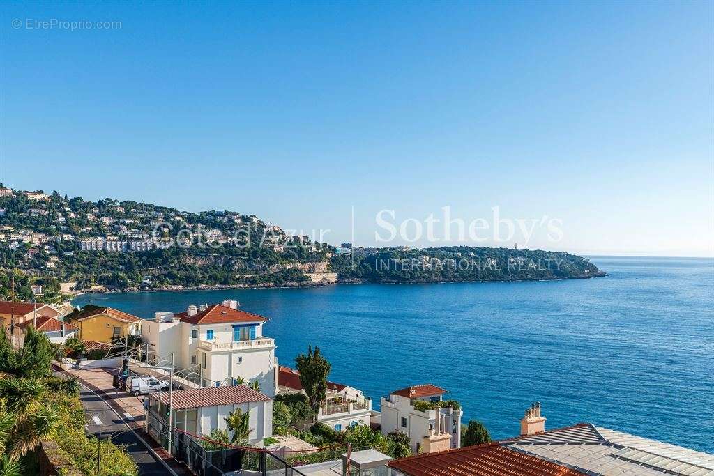 Appartement à ROQUEBRUNE-CAP-MARTIN