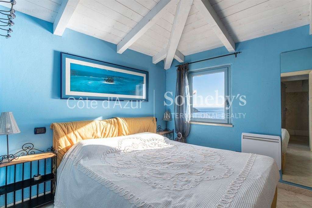 Appartement à ROQUEBRUNE-CAP-MARTIN