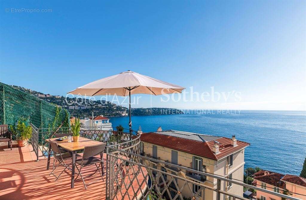 Appartement à ROQUEBRUNE-CAP-MARTIN