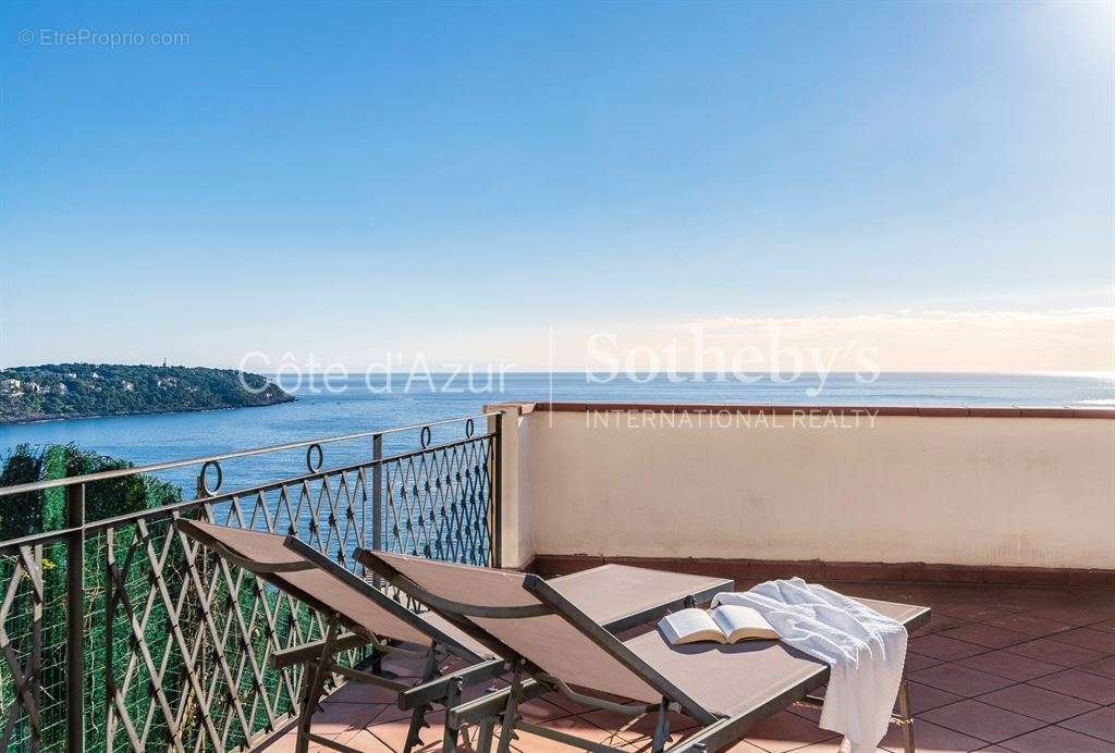 Appartement à ROQUEBRUNE-CAP-MARTIN