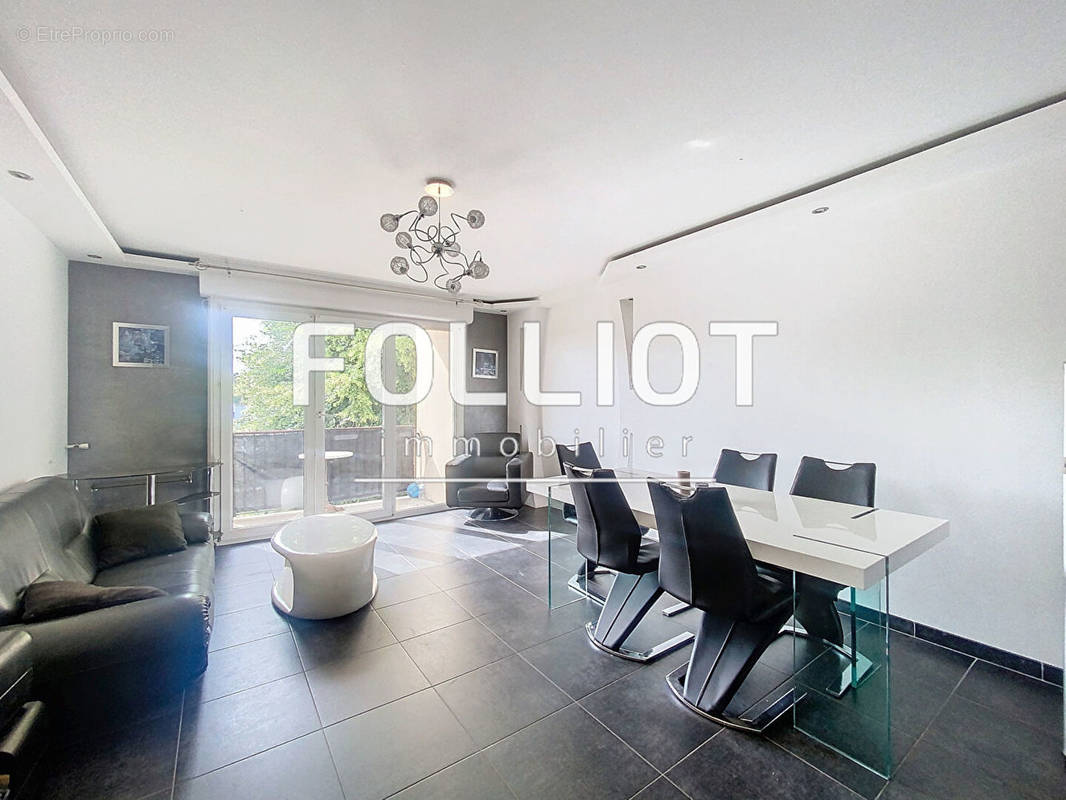 Appartement à HEROUVILLE-SAINT-CLAIR