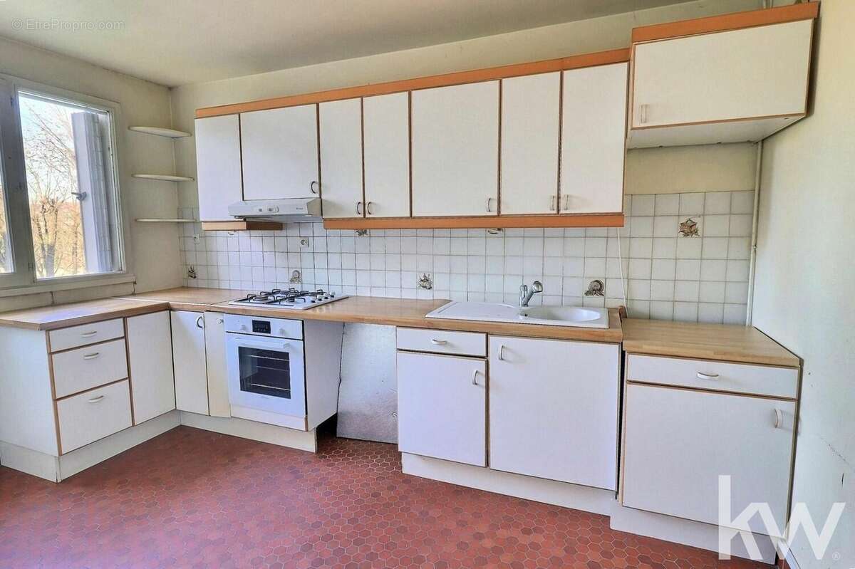 Appartement à VERNEUIL-SUR-SEINE