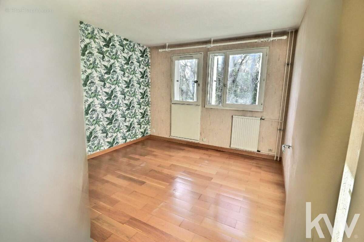 Appartement à VERNEUIL-SUR-SEINE