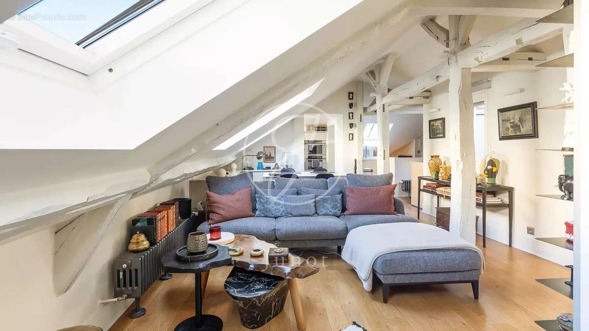 Appartement à PARIS-9E