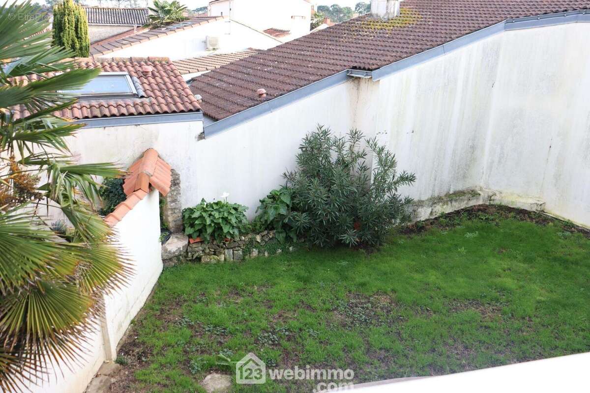 Jardinet. - Maison à JARD-SUR-MER