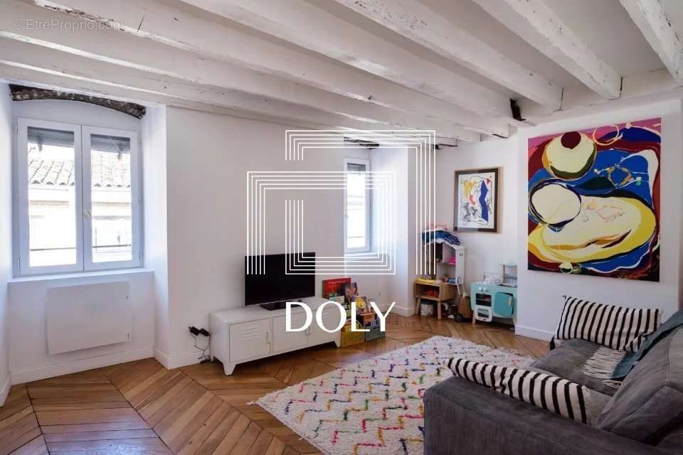 Appartement à PARIS-9E