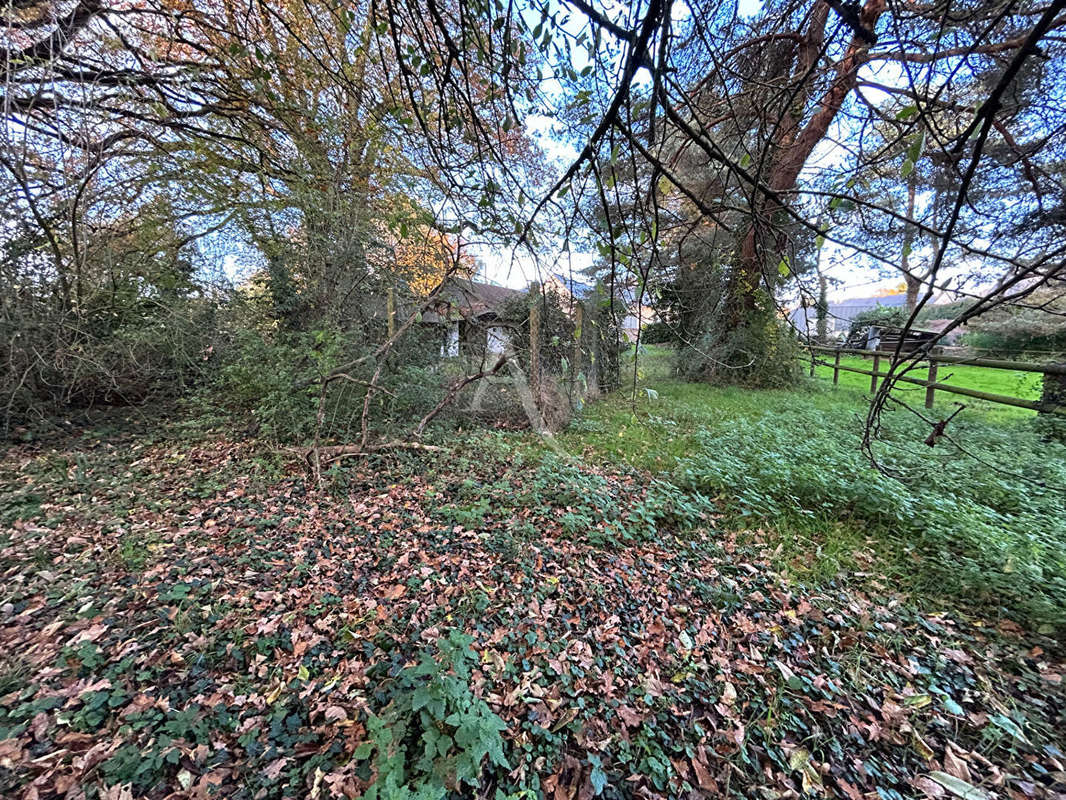 Terrain à CHATEAU-GONTIER