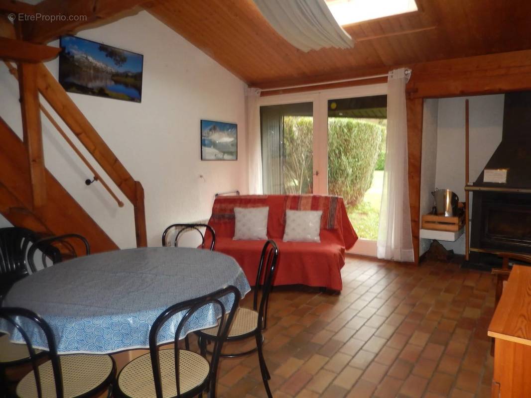 Appartement à ASTE-BEON