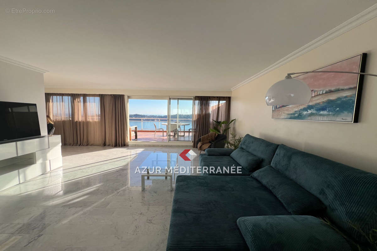 Appartement à VILLEFRANCHE-SUR-MER