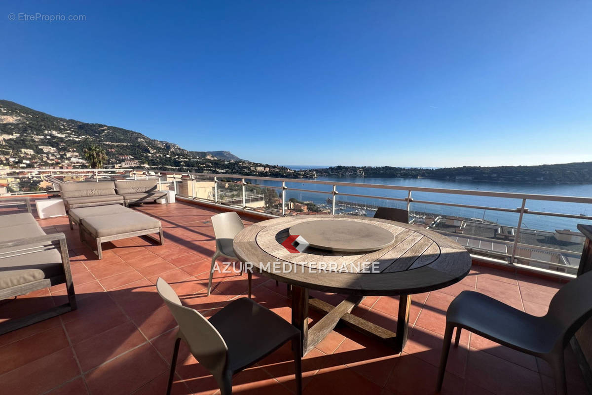 Appartement à VILLEFRANCHE-SUR-MER