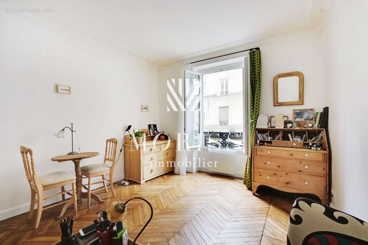 Appartement à PARIS-11E