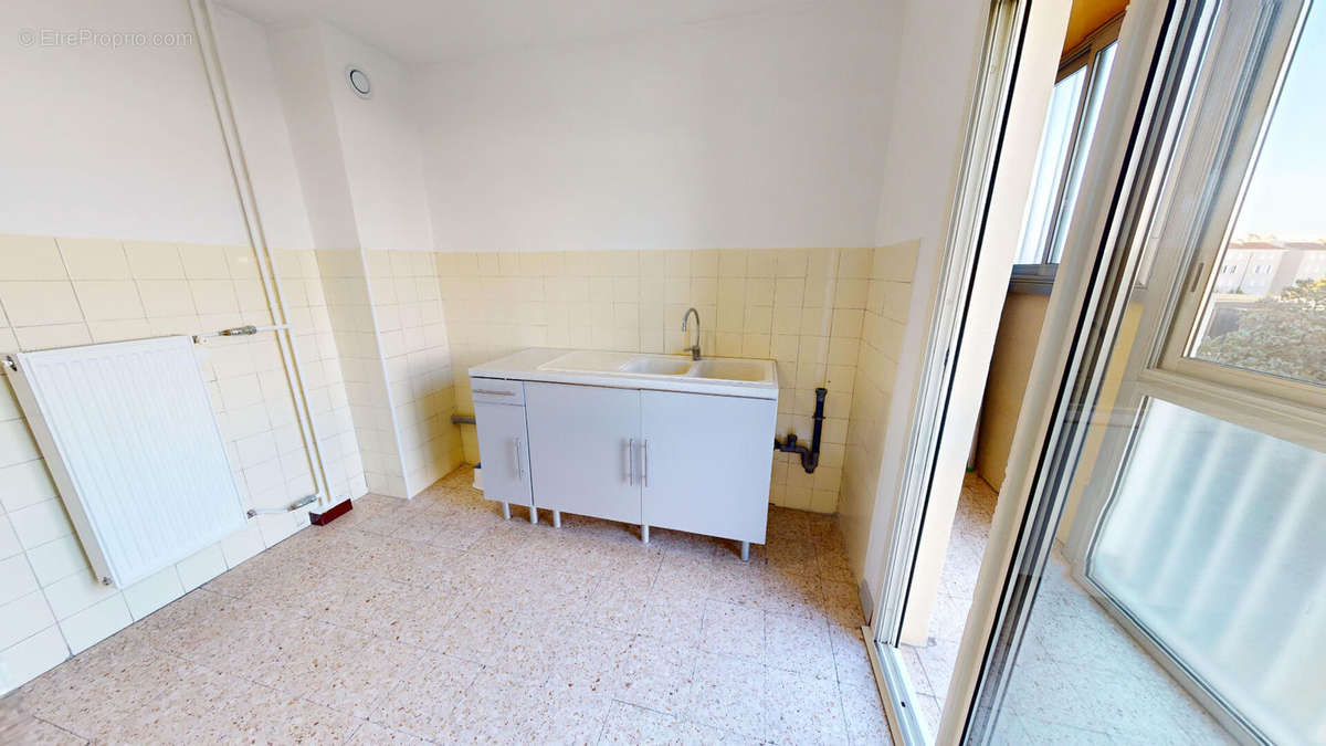 Appartement à MARSEILLE-10E