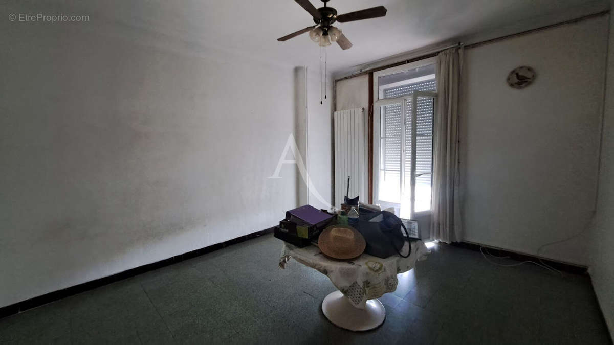 Appartement à LAMALOU-LES-BAINS