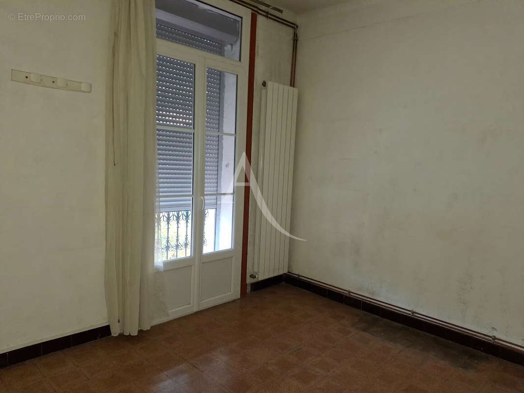 Appartement à LAMALOU-LES-BAINS