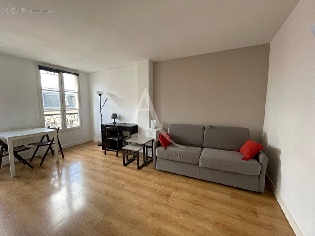 Appartement à PARIS-11E