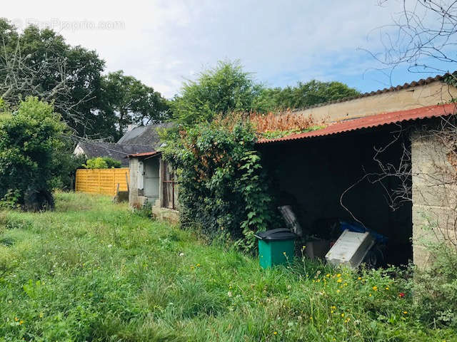 Maison à LA CHAPELLE-DES-MARAIS