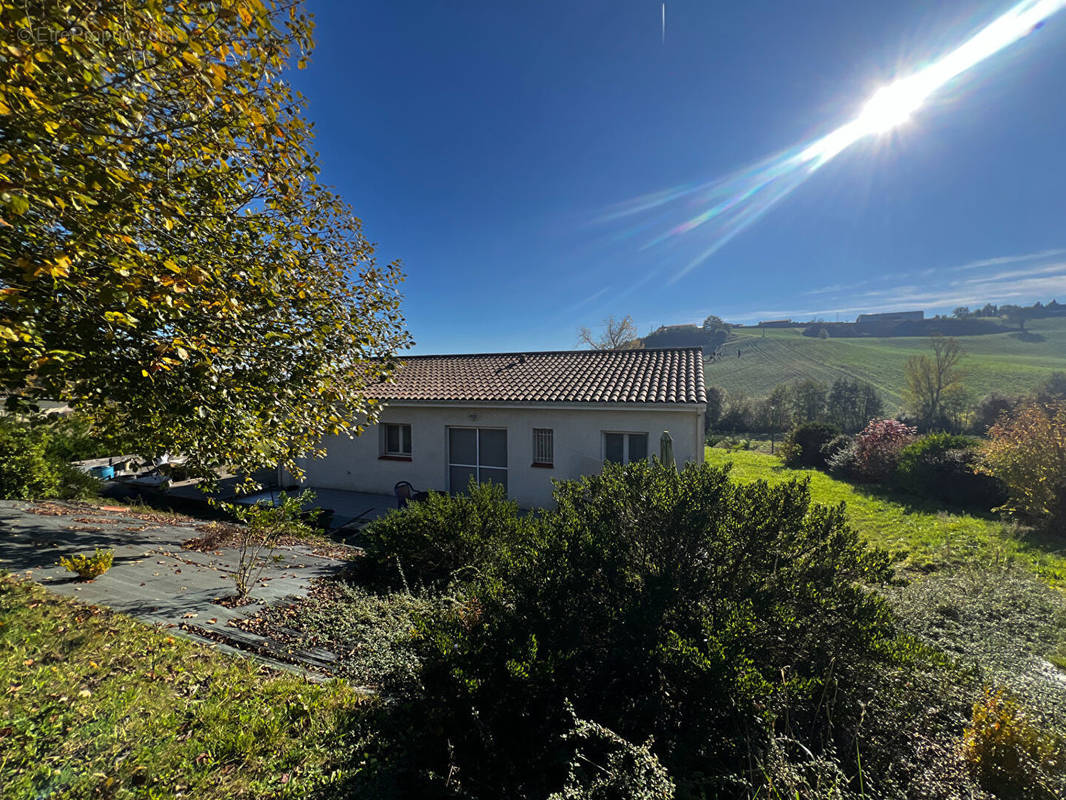 Maison à L&#039;ISLE-EN-DODON