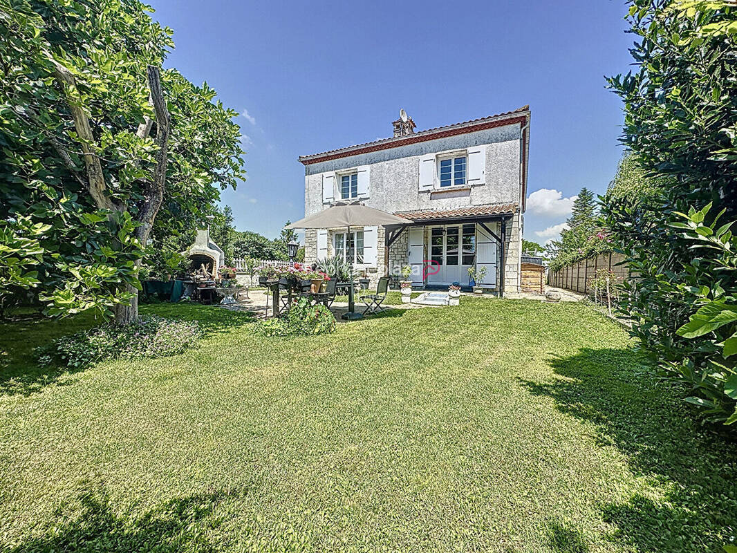 Maison à SAINT-SULPICE-DE-ROYAN