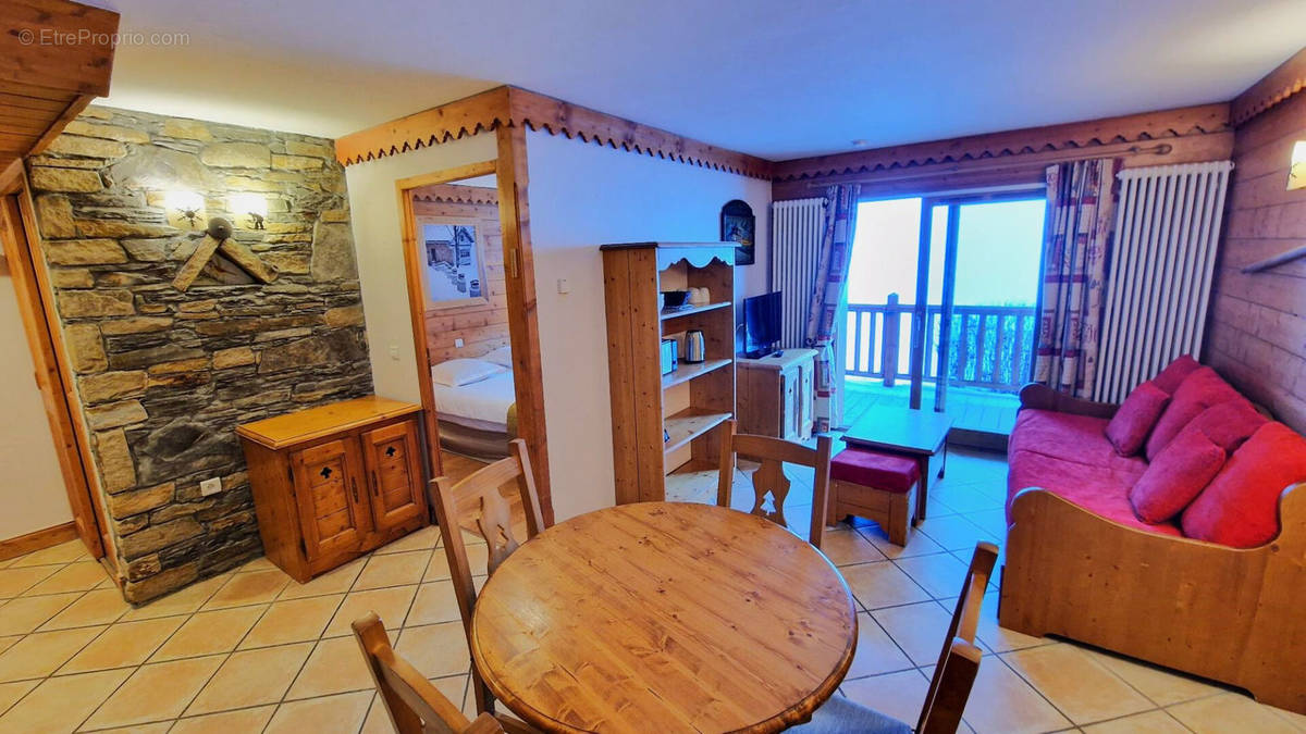 Appartement à LES CHAPELLES